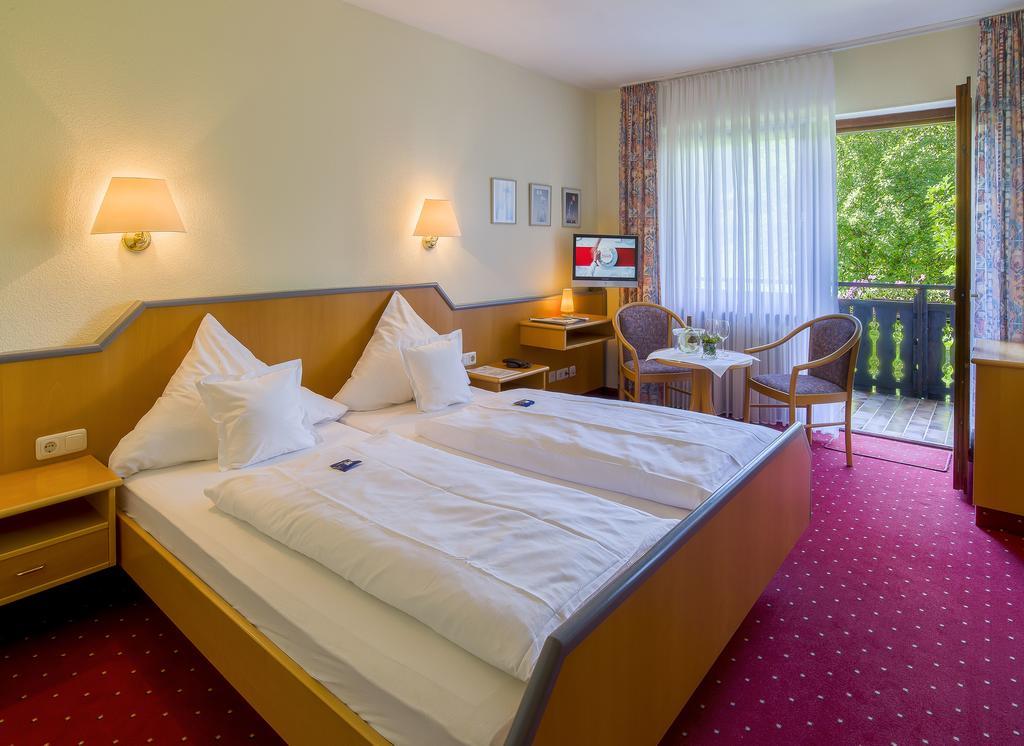Gasthof & Landhotel Ohrnbachtal Weilbach Ngoại thất bức ảnh